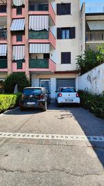 Locale commerciale con area esterna eslusiva