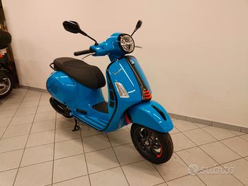 Vespa GTS 125 Super Sport E5+ 2025 IN PRONTA CONSE