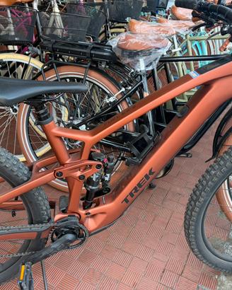 Trek Fuel EXe 9.7 Orange Flake