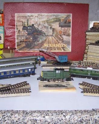 A.c.q.u.i.s.t.o. TRENINI ELETTRICI MARKLIN e HAG