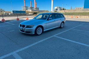BMW 318-RESTYLING 2.0 143cv EURO 5 NEOPATENTATI