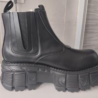 Stivaletti uomo/unisex n.43, vera pelle.