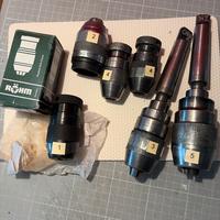 Mandrini autoserranti