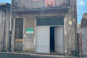 Belpasso fabbricato indipentente