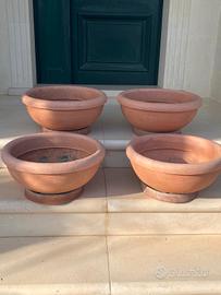  vasi in resina da esterno con sottovasi