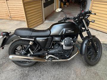 Moto Guzzi V7