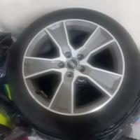Cerchi in lega Audi da 18 compreso di gomme