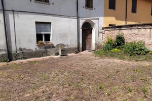 Vendita cascina in paese