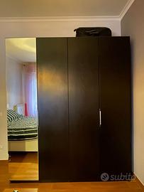 Armadio 4 ante ikea con anta specchio