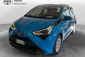 Toyota Aygo 1.0 VVT-i x-play MMT