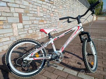 Mountain bike da bambino 5 - 9 anni