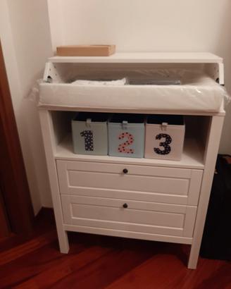 Fasciatoio/cassettiera IKEA SUNDVIK per cameretta