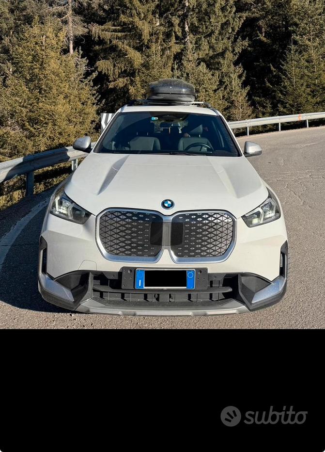 Bmw iX1 20e limited edition xline + 4 pneumatici i