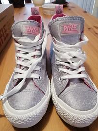 Sneakers Rifle