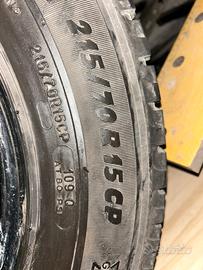 Gomme 215/70/R15 CP