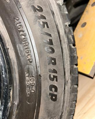 Gomme 215/70/R15 CP