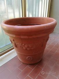 Enorme vaso festonato