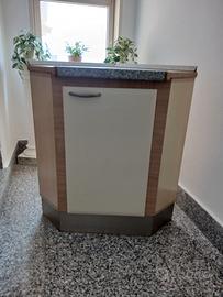 mobile base angolare 