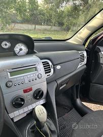 Auto Lancia y del 2008