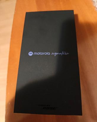 motorola signature NUOVO sigillato verde oliva