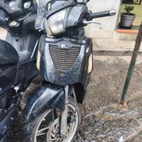 Kymco People s 200