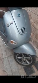 Vespa et4 125 seconda serie anni 2000
