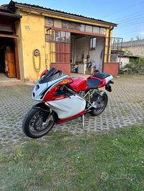 Ducati 749