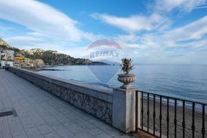 Casa Indipendente - Giardini-Naxos