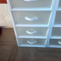cassettiere di plastica 