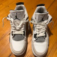 Jordan 4 false