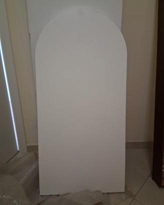 Tavolo Tondo Spessore 33mm. Dimensioni 122 x 60 cm