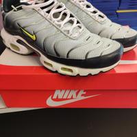 scarpe nike TN TAGLIA 44