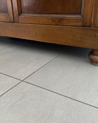 Mobile Credenza