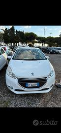 Peugeot 208 1.2 86cv