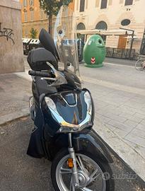 Sh 150i - Ottobre 2022 / 5500km / tagliandi Honda