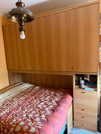 Camera a Ponte con letto matrimoniale a scomparsa.