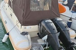 Solemar 32 Oceanic con 2 x 250 Hp Mercury