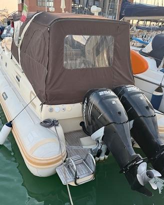 Solemar 32 Oceanic con 2 x 250 Hp Mercury