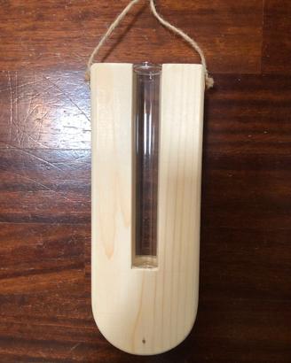 Vaso verticale in legno da appendere