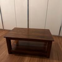 Tavolino da salotto in legno massello con ripiano