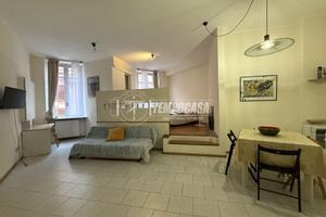 BILOCALE IN CENTRO STORICO