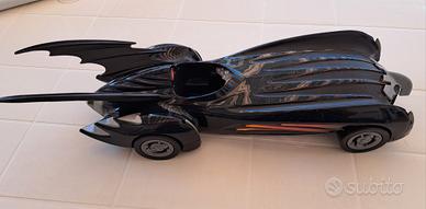 Batmobile Batman e RobinLanciamissili funzionante 