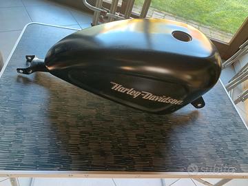 Serbatoio Harley Davidson 883