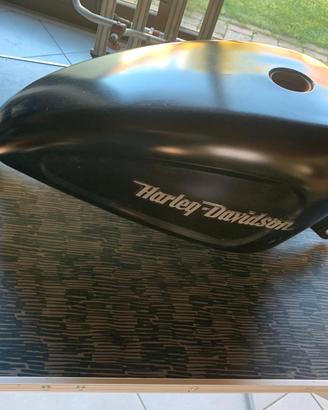 Serbatoio Harley Davidson 883