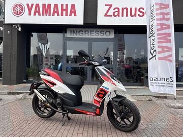 Aprilia SR 50 scooter 50 motore 2T pochissimi km