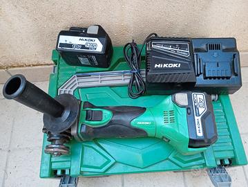 hitachi smeragliatrice