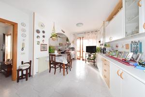 CASA SEMINDIPENDENTE A SESTU