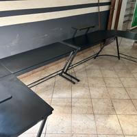 Coppia di scrivanie da gaming