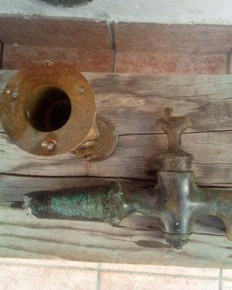 Rubinetti per botti in legno