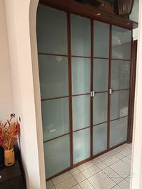 Armadio 4 ante Ikea legno e vetro satinato